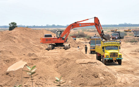 Police Operation to Tackle Illegal Sand Mining in Tamil Nadu