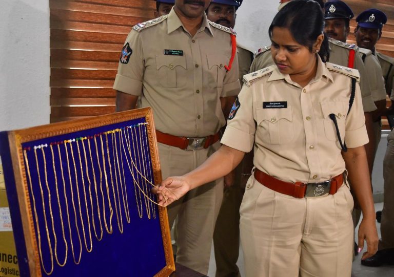 Goa Police Arrests Chain Snatching Gang