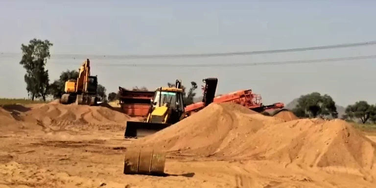 Goa Police Bust Illegal Sand Mining Gang