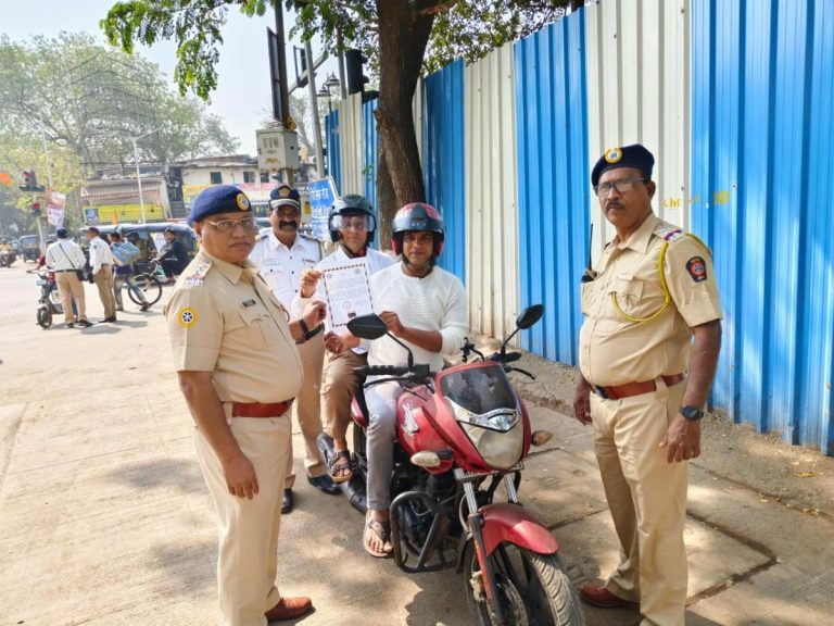 Maharashtra Police Urge Road Safety Awareness