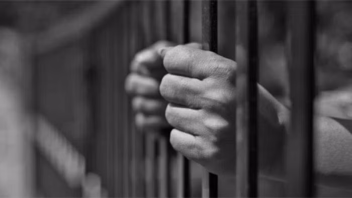 200 kg Drugs Seized: Eight Pakistanis Get 20 Years Jail