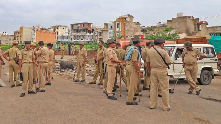 21 Karnataka Police Officers Honored with President’s Medal