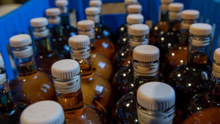 Gujarat Officer Dies in Accident During Bootlegging Operation