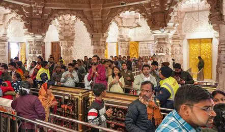 UP Police Ensure Crowd Management at Ram Lalla Temple