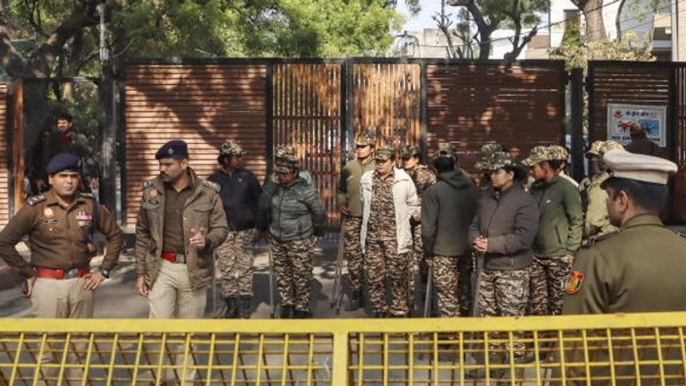 Delhi Police Registers 215 MCC Violation Cases