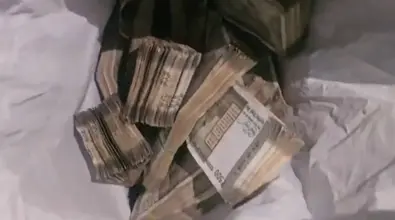 Delhi Police Seizes Punjab-Marked Vehicle With Cash & Liquor