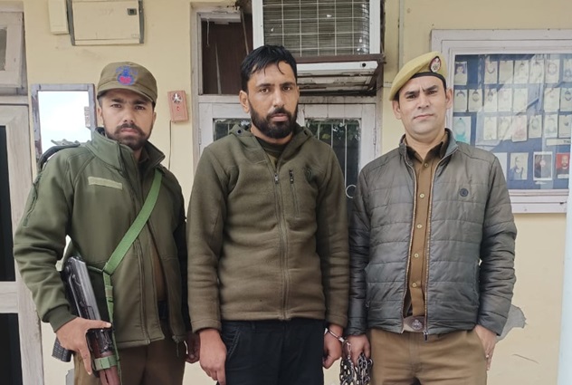 J&K Police Arrests Drug Peddlers, Including SPO