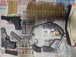 Kolkata Police Nabs 5 from UP with Illegal Firearms