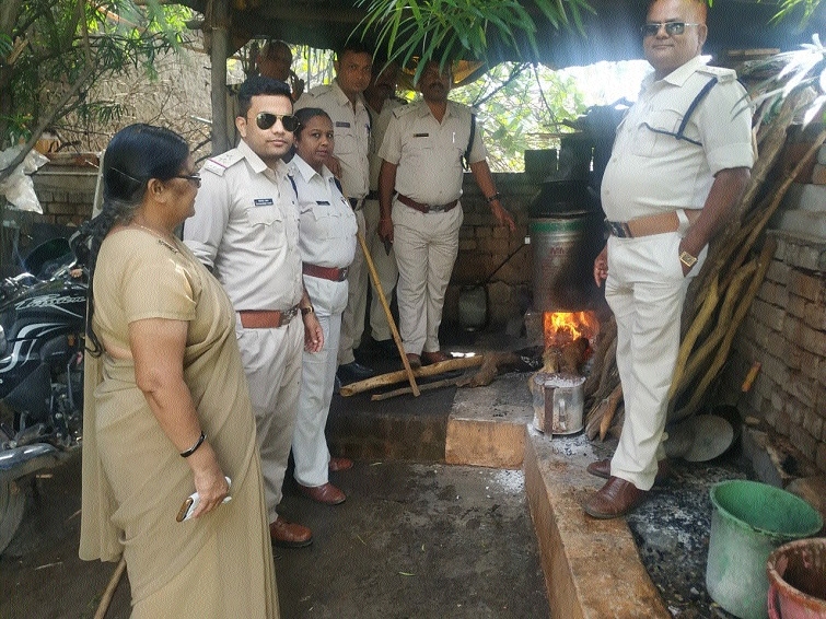 MP Police Raid Illegal Liquor Units, Seize Equipment