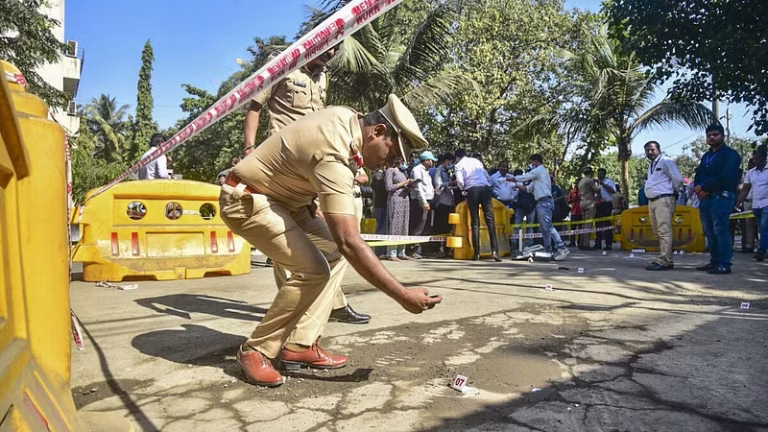 One Injured in Firing Outside D-Mart in Sanpada, Navi Mumbai