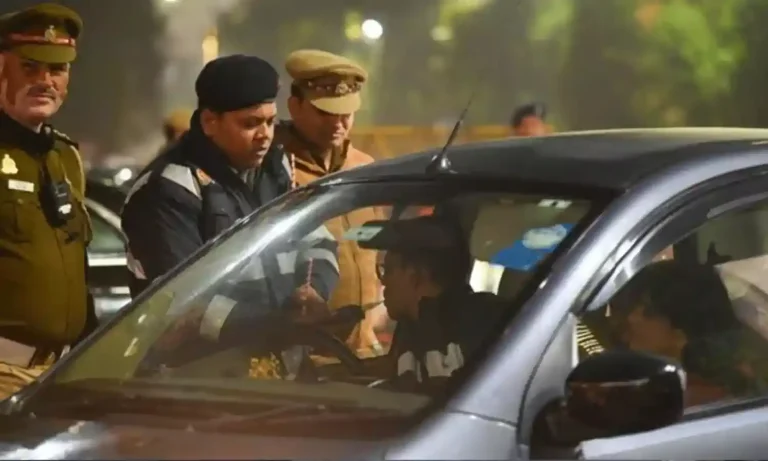 Noida Police Offers Free Cab Rides to Drunk Revelers: