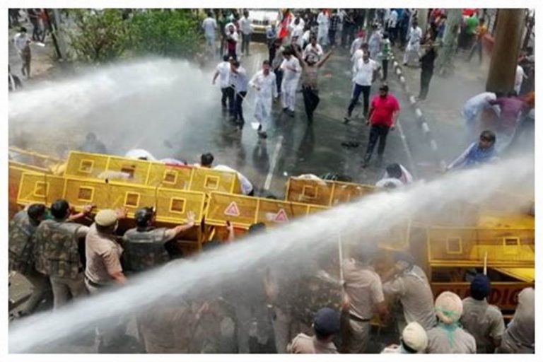 Chandigarh Police Detain SAD (A) Leaders in Protest