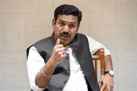 Internal Rift in Karnataka BJP Amid ED Actions