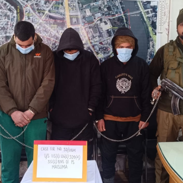 Srinagar Police Solve Extortion Case