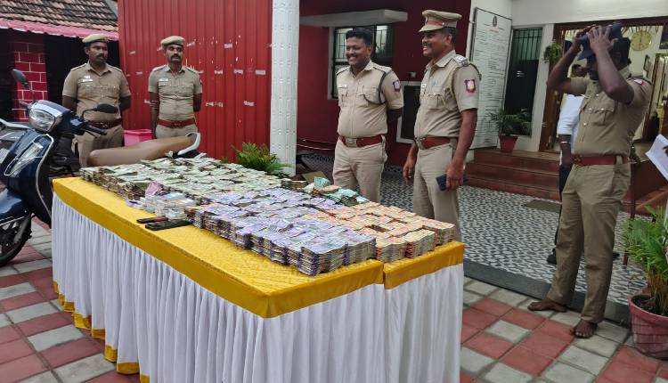 Tamil Nadu Police Seize Rs 2.25 Crore, illegal cash