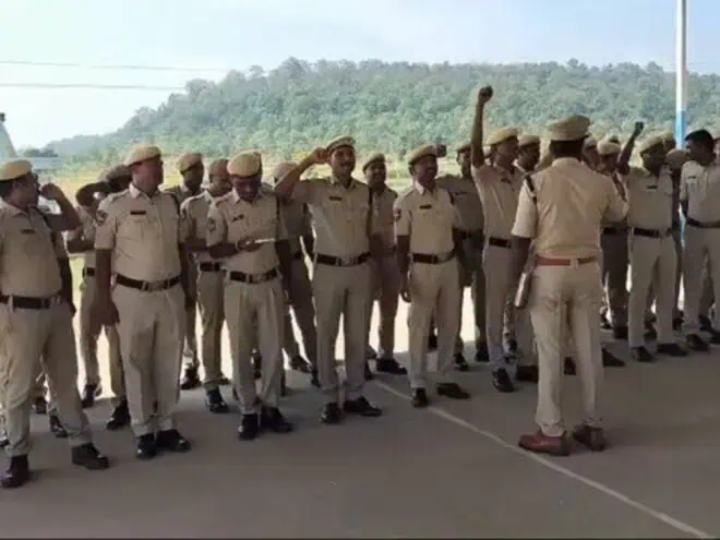 Constable, Home Guard Suspended Over Bribe Clash in Telangana