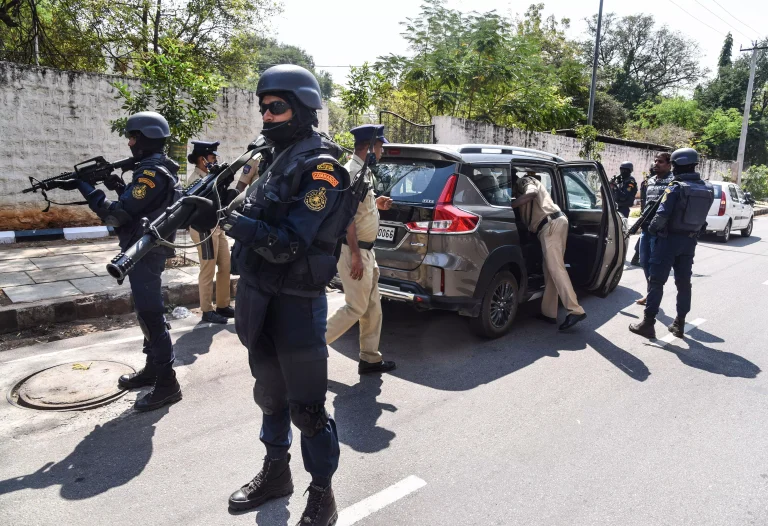 NSG Commandos Withdrawn from VIP Security; CRPF Takes Over