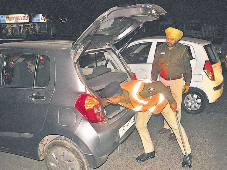 “Chandigarh Police Intensify Night Patrolling”