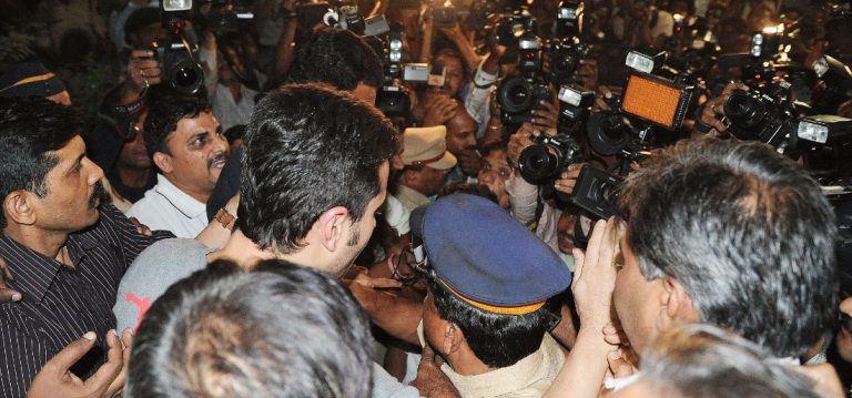 Saif Ali Khan Stabbed in Mumbai: Latest Updates