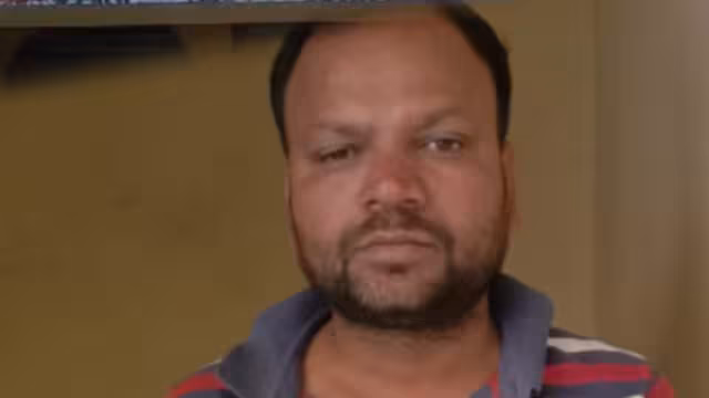 Jharkhand Man Walks Up To Cops, Insists On Jail Time, Attacks Officer When Refused.
